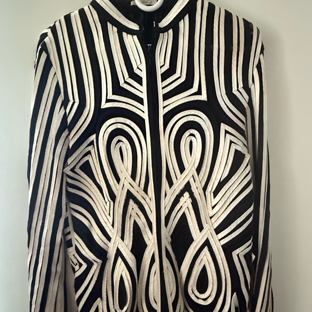 Black and White Geometric Women's Blazer